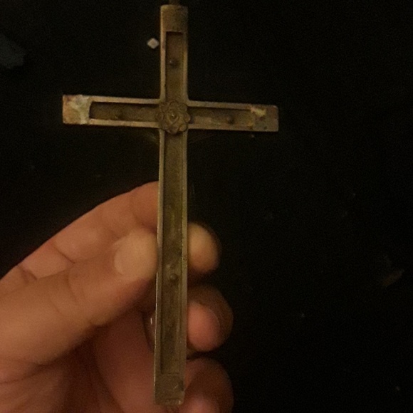 Antique Priest Crucifix - Picture 2 of 5